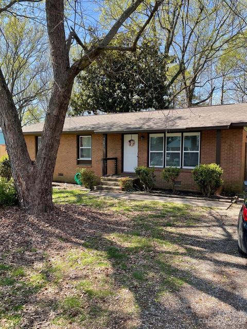 6231 Monteith Dr, Charlotte, NC 28213