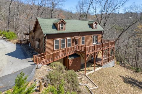 291 Whippoorwill Dr, Lake Lure, NC 28746