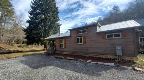 1283 Macedonia Church Rd, Rosman, NC 28772