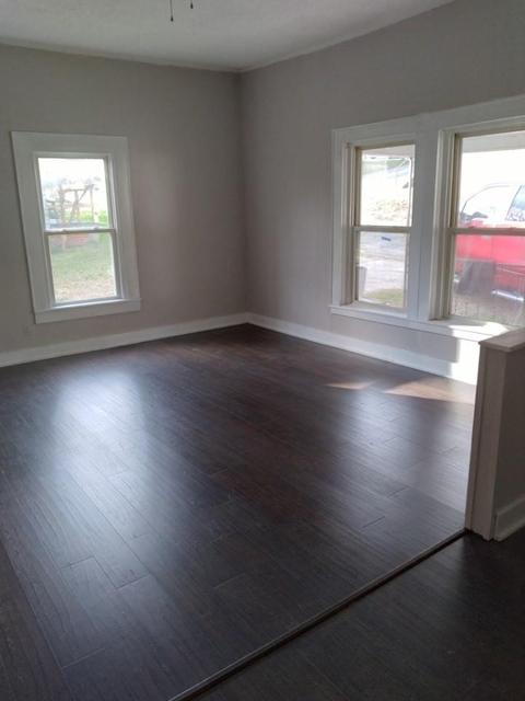 421 Elm St, Lancaster, SC 29720 photo 2