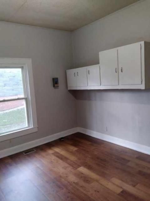 421 Elm St, Lancaster, SC 29720 photo 3