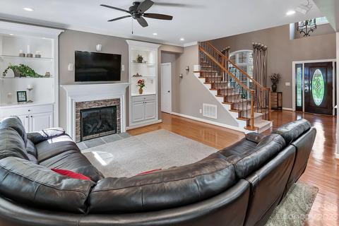 4264 Silver Eagle Ct, Denver, NC 28037 photo 9