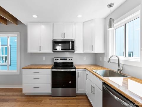 75 E Cascade St, Arden, NC 28704 photo 13