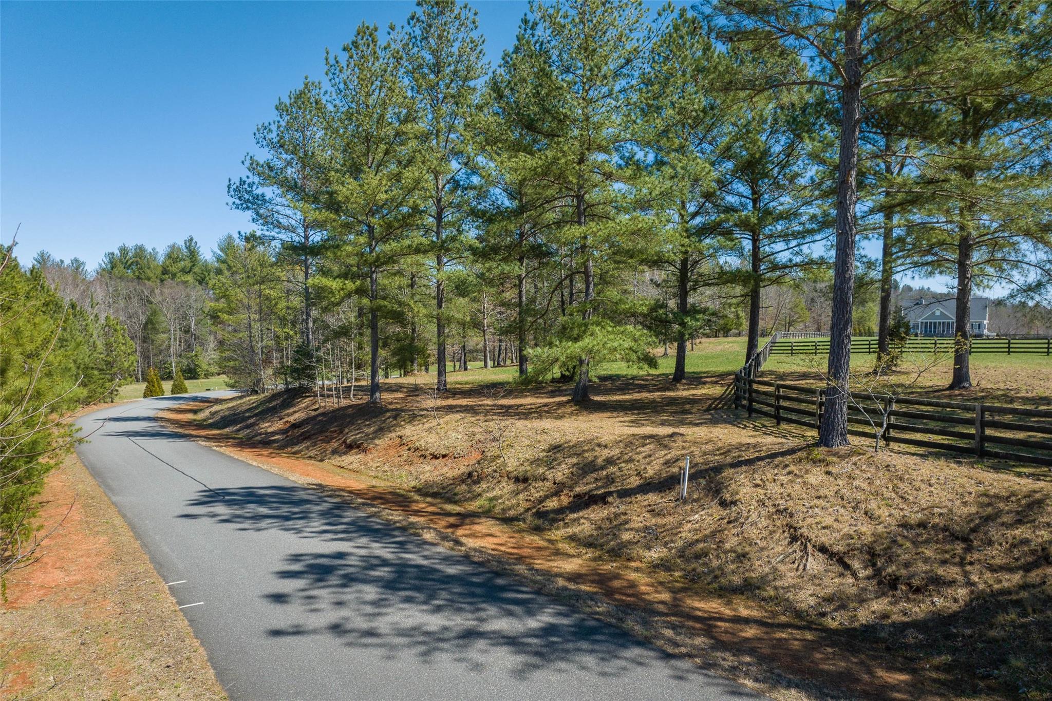 2303 Paddock 18 Cir Unit 18