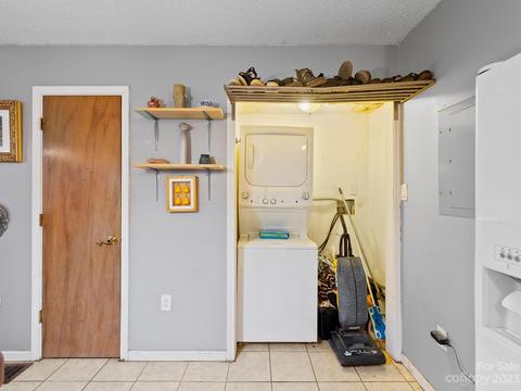 95 Hampton Rd, Brevard, NC 28712 photo 12