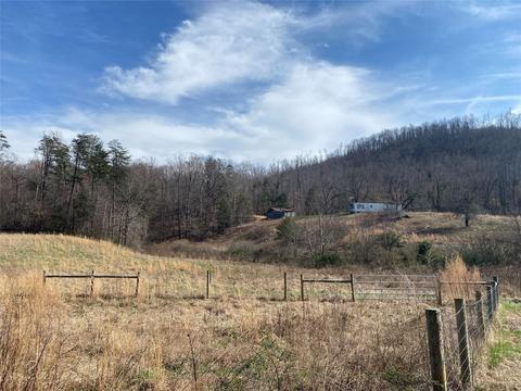 3320 Mt Olive Church Rd, Taylorsville, NC 28681