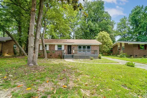 4725 Fireside Dr, Charlotte, NC 28213
