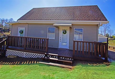 193 Lakeside Loop, Hickory, NC 28601 photo 2