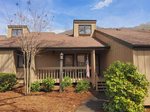 147 W Lake Dr #1205, Lake Lure, NC 28746