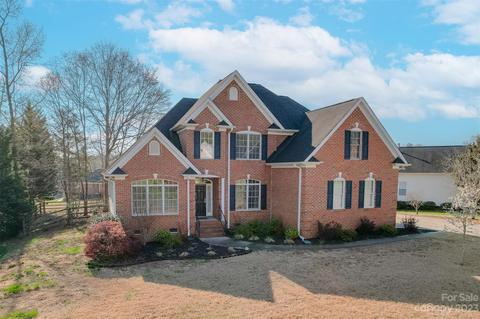 2642 Firethorn Ct, Gastonia, NC 28056
