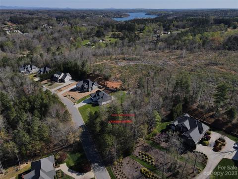 5026 Woodwinds Dr NE #369, Hickory, NC 28601