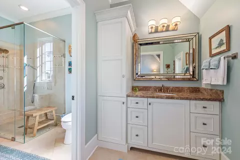 Bath - 165 Timberside Dr, Davidson, NC 28036 photo 6 of 6