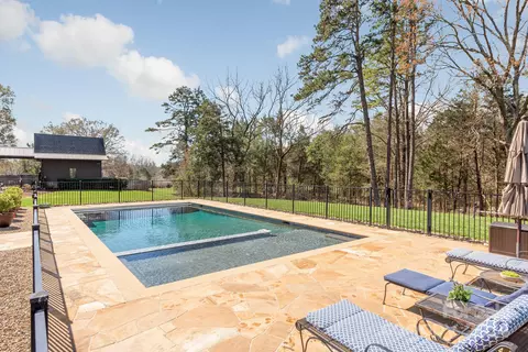 Exterior - 165 Timberside Dr, Davidson, NC 28036 photo 8 of 9
