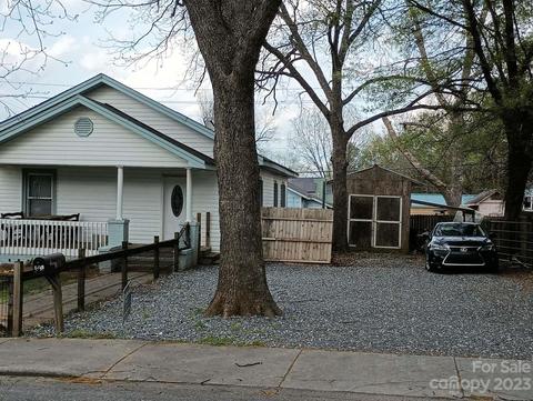 29 Lineberger St, Lowell, NC 28098