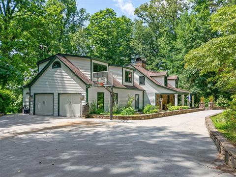 230 Tranquility Pl, Hendersonville, NC 28739