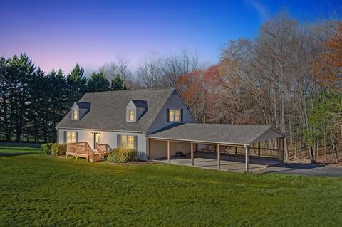 444 Culler Rd, Pinnacle, NC 27043