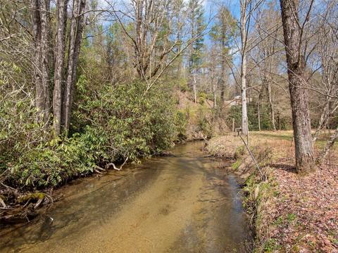 7 Apple Bee Rd, Brevard, NC 28712 photo 2