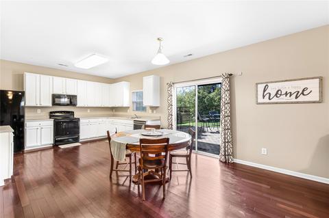 7343 Lamplighter Close Dr, Matthews, NC 28105 photo 8