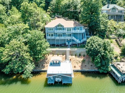 304 Seton Rd, Lake Lure, NC 28746