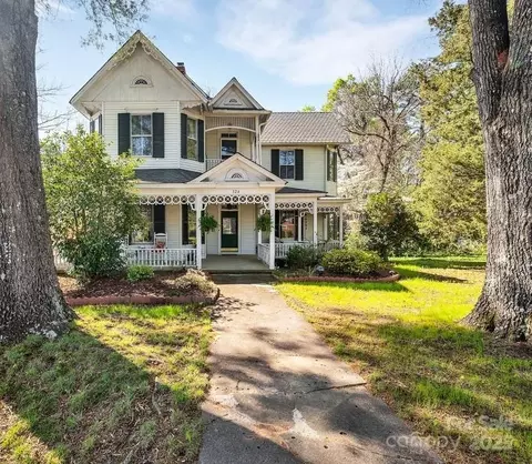 326 E Main St, Troy, NC 27371