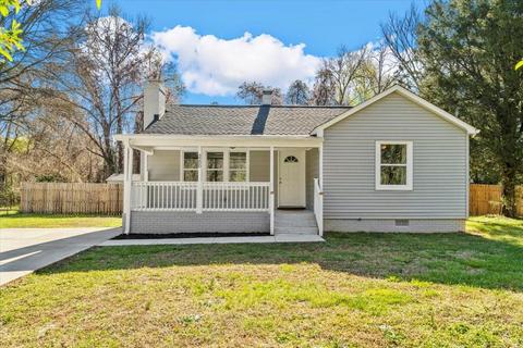 3200 Capitol Dr, Charlotte, NC 28208