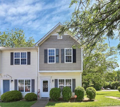 3059 Nevin Place Dr, Charlotte, NC 28269