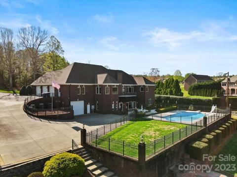 6740 Waterfront Dr, Hickory, NC 28601 photo 38