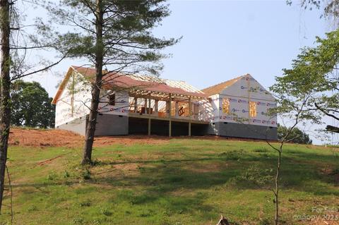 832 Morlin Acres Dr, Marshall, NC 28753