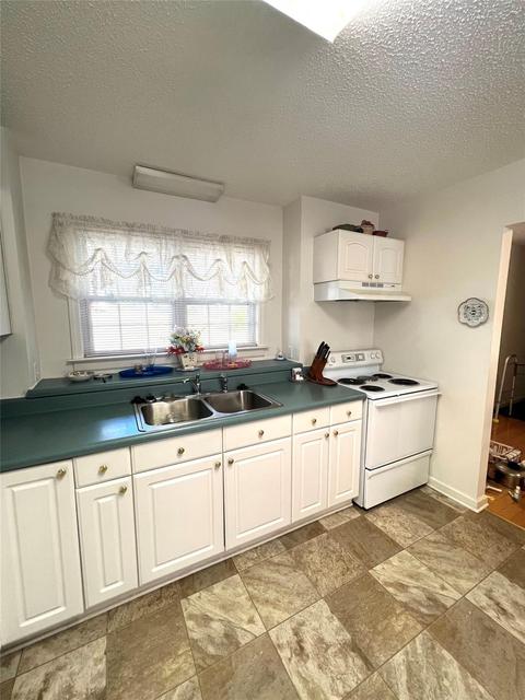 216 Hickory Ln, Salisbury, NC 28147 photo 9