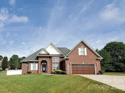 807 5th St NE, Conover, NC 28613 photo 1