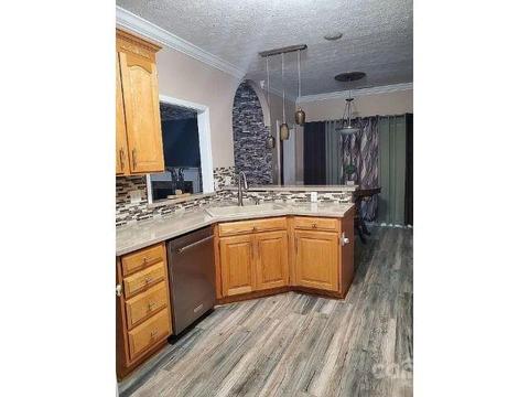 807 5th St NE, Conover, NC 28613 photo 31