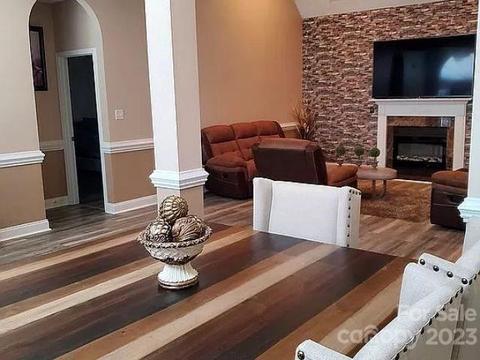807 5th St NE, Conover, NC 28613 photo 5