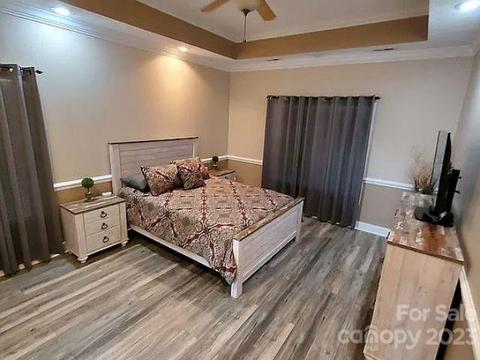 807 5th St NE, Conover, NC 28613 photo 4