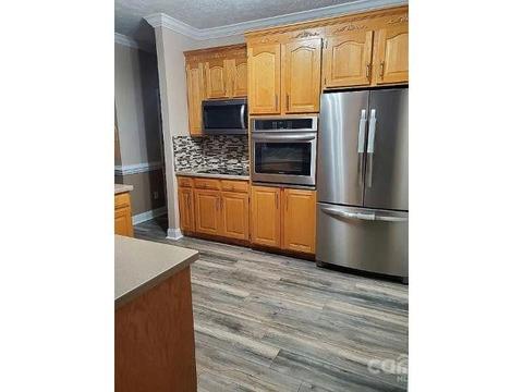 807 5th St NE, Conover, NC 28613 photo 32