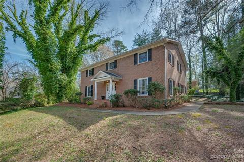124 Thomas St, Rutherfordton, NC 28139