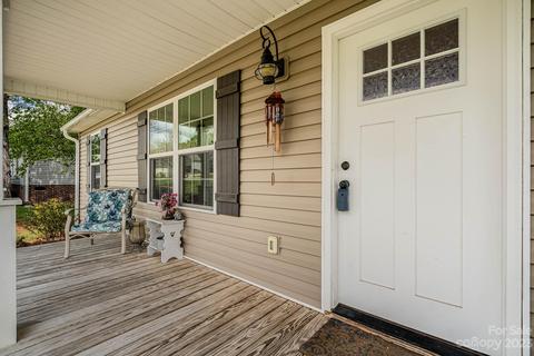 628 Red Hawk Way, Clover, SC 29710 photo 5
