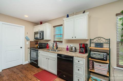 628 Red Hawk Way, Clover, SC 29710 photo 11