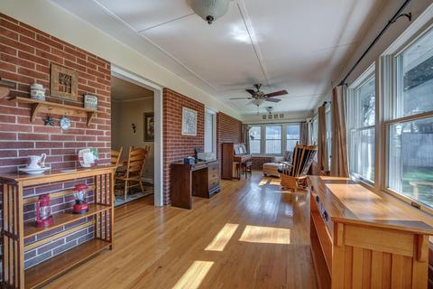 203 N Pine St, Lowell, NC 28098 photo 14