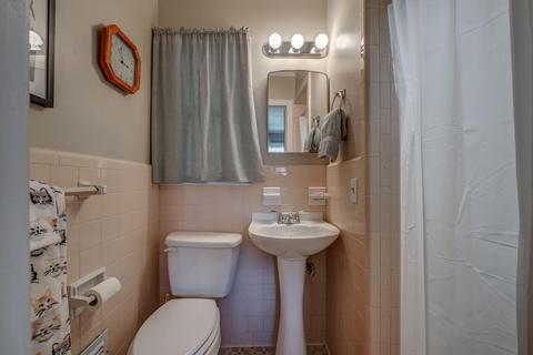 203 N Pine St, Lowell, NC 28098 photo 20