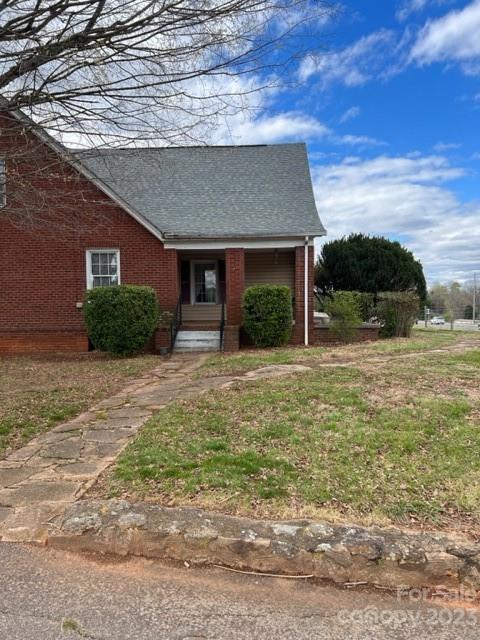 3037 S Nc 16 Hwy, Newton, NC 28658