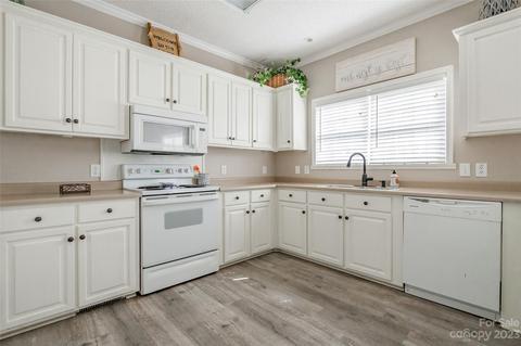 41 Wandering Ln, Ridgeway, SC 29130 photo 13