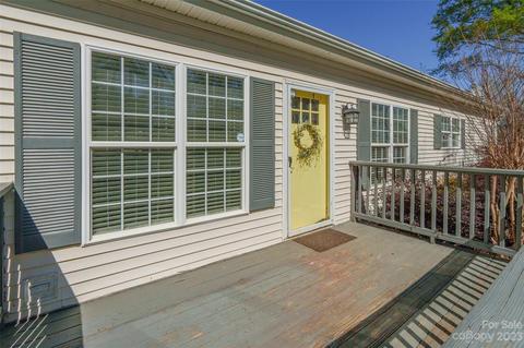 41 Wandering Ln, Ridgeway, SC 29130 photo 2