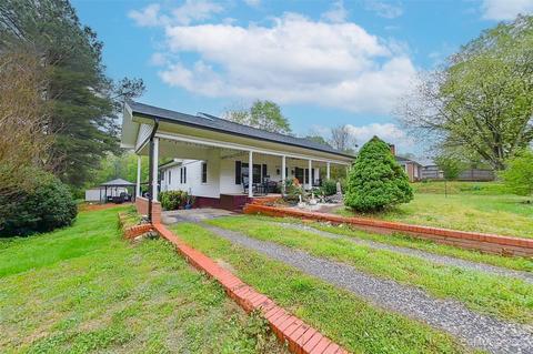 2373 Boy Scout Rd, Lincolnton, NC 28092