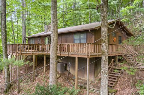 262 Weaver Ln, Mars Hill, NC 28754