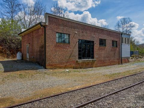 195 Railroad St, Murphy, NC 28906 photo 40
