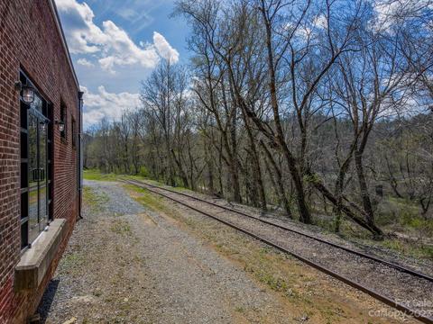 195 Railroad St, Murphy, NC 28906 photo 41