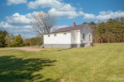 2027 Burris Rd, Conover, NC 28613 photo 9