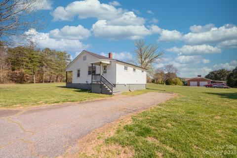 2027 Burris Rd, Conover, NC 28613 photo 8