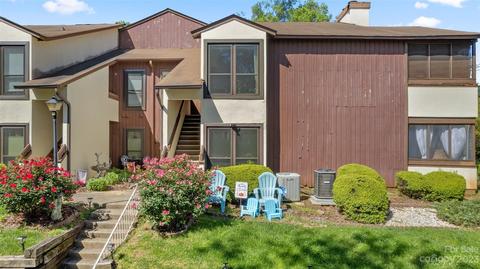 7243 Winery Ln, Charlotte, NC 28227
