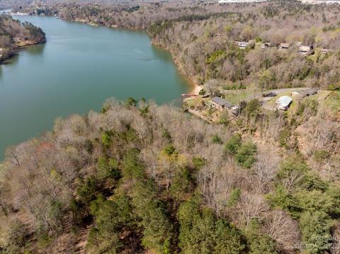 5689 Crown Ter, Hickory, NC 28601 photo 2